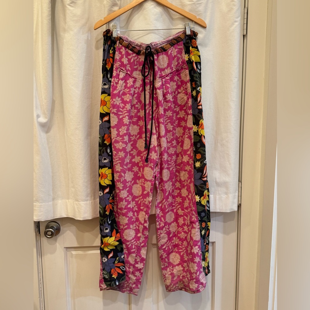 Free People Floral Pink Pants with Black Floral Tie *stain @ ankle